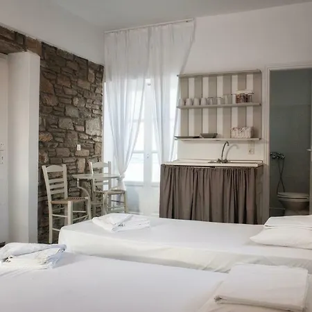 Tsoukalia Beach Hotel Isterni (Paros)