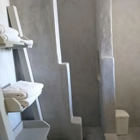 Tsoukalia Beach Isterni (Paros)